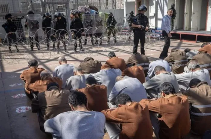 مؤشرات تصعيد في سجون الاحتلال مع غليان صفوف الأسرى الفلسطينيين